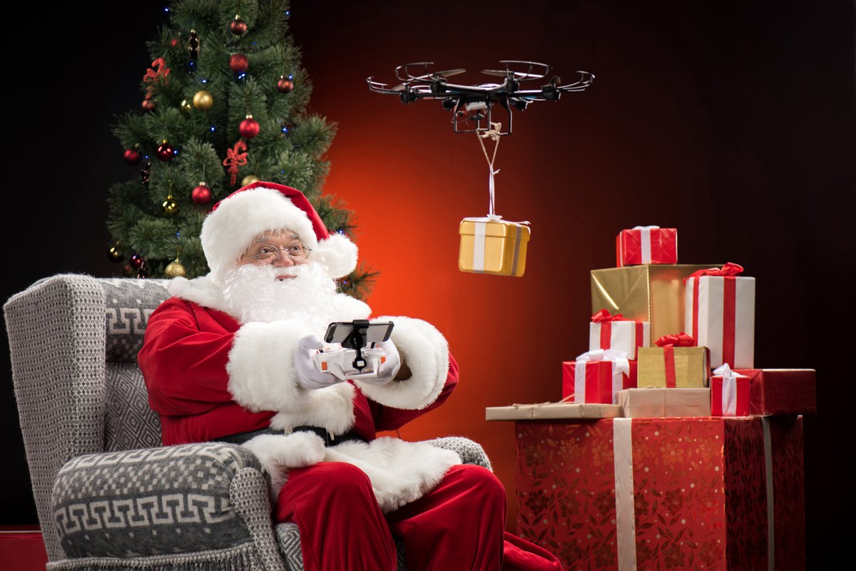 Nog geen kerstcadeau gevonden voor jouw familie of vrienden? 🎅 Bekijk dan onze drones, het coolste cadeau onder de kerstboom! 🎁🎄 drone-kopen.be