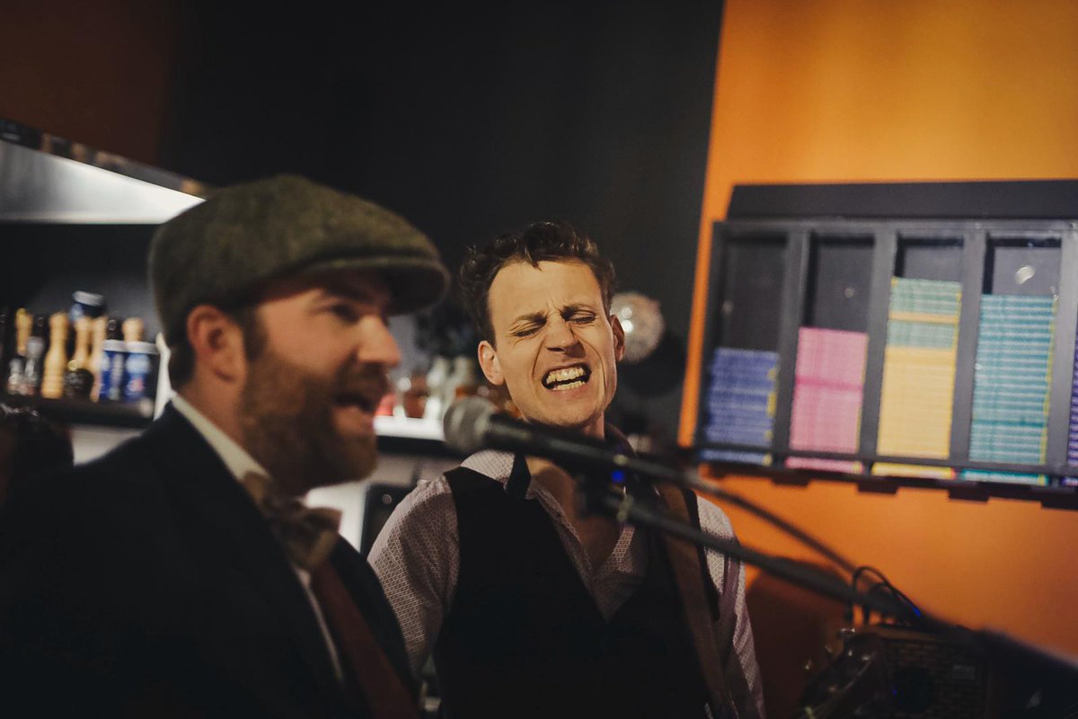 We zijn los! Vandaag bij <a href="/DennisCooking/">Dennis Cooking Place</a> 🙌🏻🎉 #yesdigital #ondernemers #startups #yesdigital