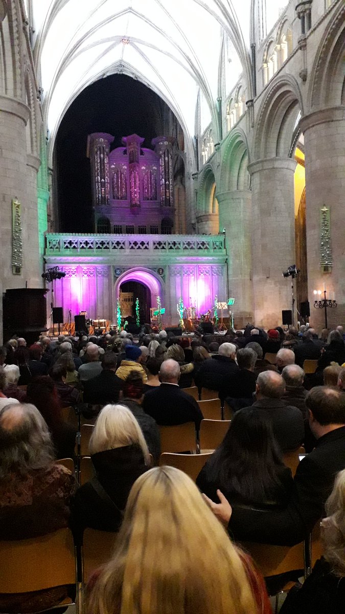 Waiting for the @mediaevalbaebes to take the stage at @GlosCathedral... 🎄🌖🎵