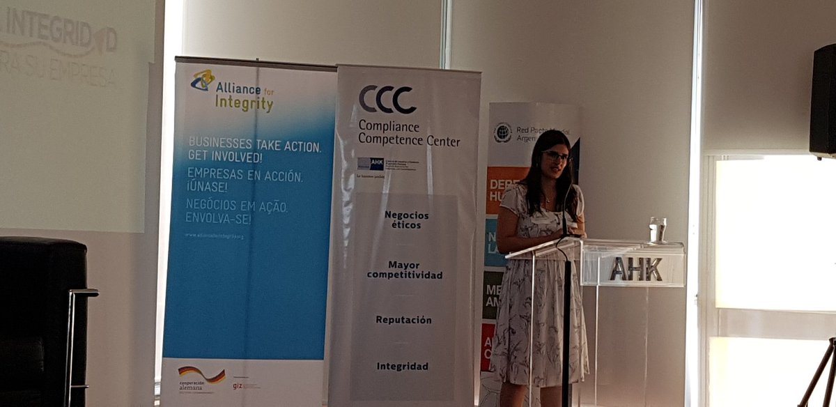 pactoglobalARG's tweet photo. Hoy #DíaInternacional de Lucha Contra la #Corrupción dialogamos sobre el impacto que tienen las organizaciones en la implementación de un #ProgramadeIntegridad @ahkargentina @afin_giz @MScaglioneOCDE @marireguecorti @Carolina_echeva @KonnerBarbara #Anticorrupción #PyMEs #EPEs https://t.co/lu0079x2rS