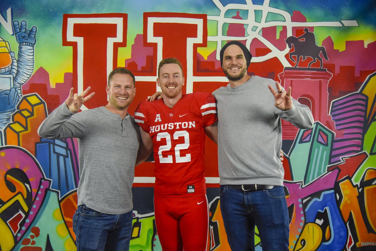 LaineWilkins22's tweet photo. I am extremely excited to announce I have committed the the university of Houston @UHCougarFB. Thank you to @ProkickAus @JohnnyPKA and @Coach_Gideon for giving me this amazing opportunity. Also thanks @dRoy for giving me ray guy sized shoes to fill. #GoCoogs #uofh 🏈🇦🇺 https://t.co/JK7VxJ04LK