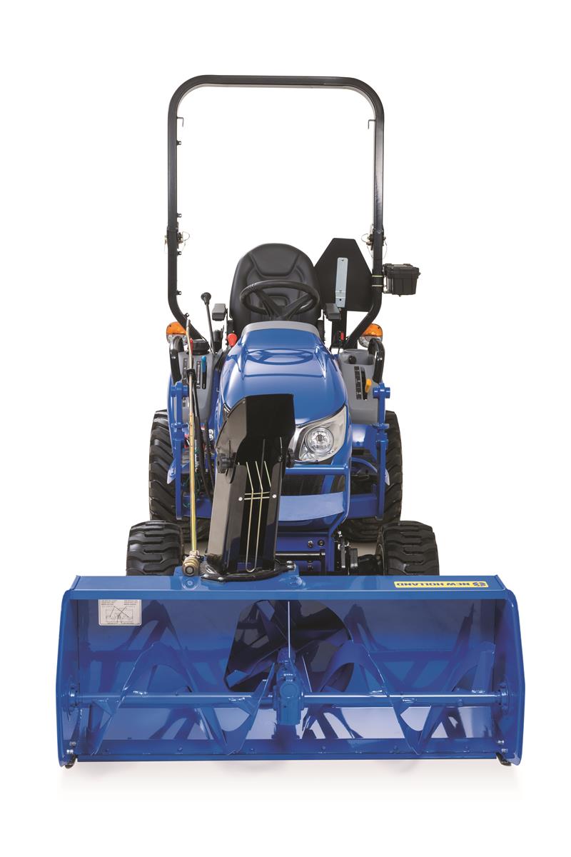 NHAgriculture's tweet photo. The chores don't end when the weather gets cold. Here's a helping hand: The WORKMASTER™ 25S sub-compact tractor. On our website: https://t.co/D4ogHcpcDD https://t.co/z79JeD9Xj2