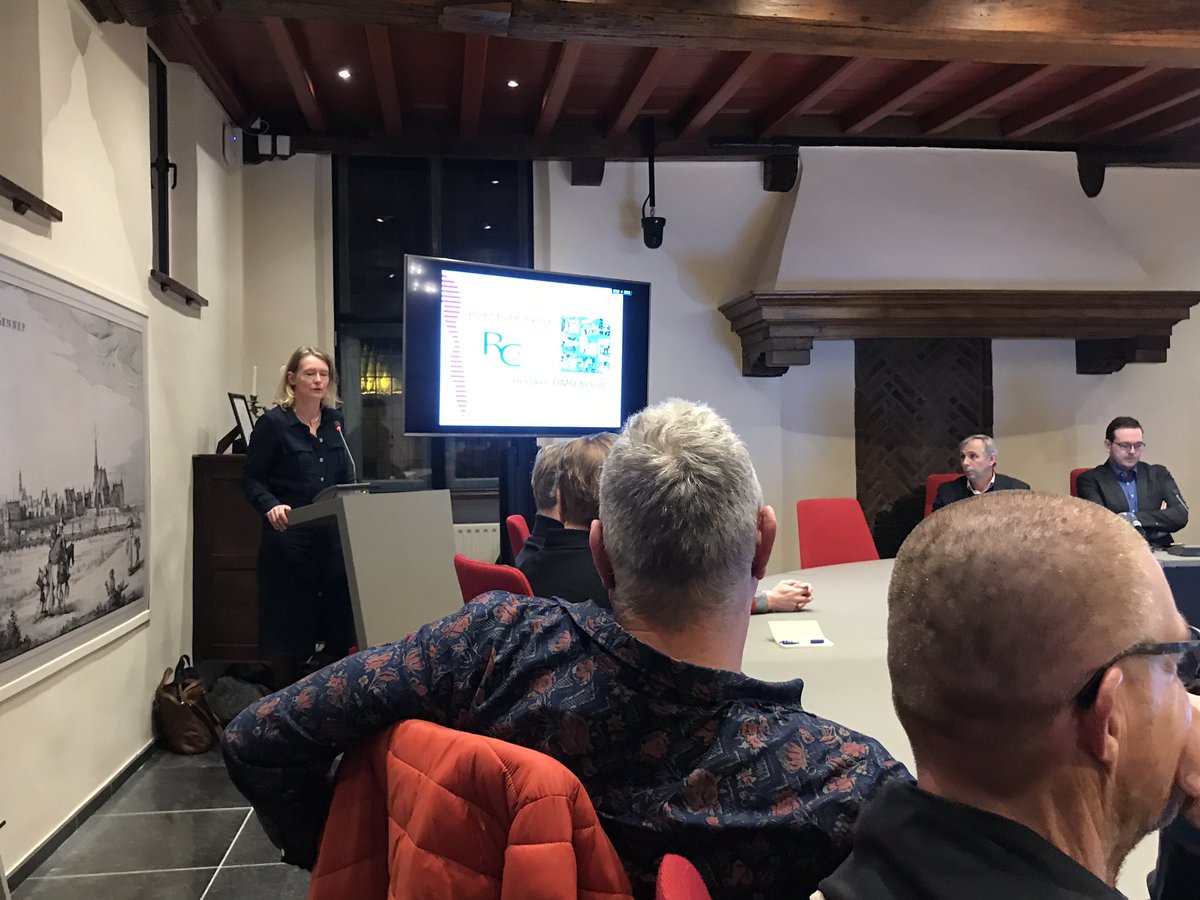 BramNijst's tweet photo. Heel mooi; in april werd motie inz Right to Challenge unaniem aangenomen, vanavond terugkoppeling naar de raad. Inmiddels is @GemeenteGennep samen met 9 andere gemeenten koploper burgerparticipatie via #RightToChallenge-principe. Benieuwd naar hoe we dit lokaal verder vormgeven https://t.co/t1ww3B4xQC