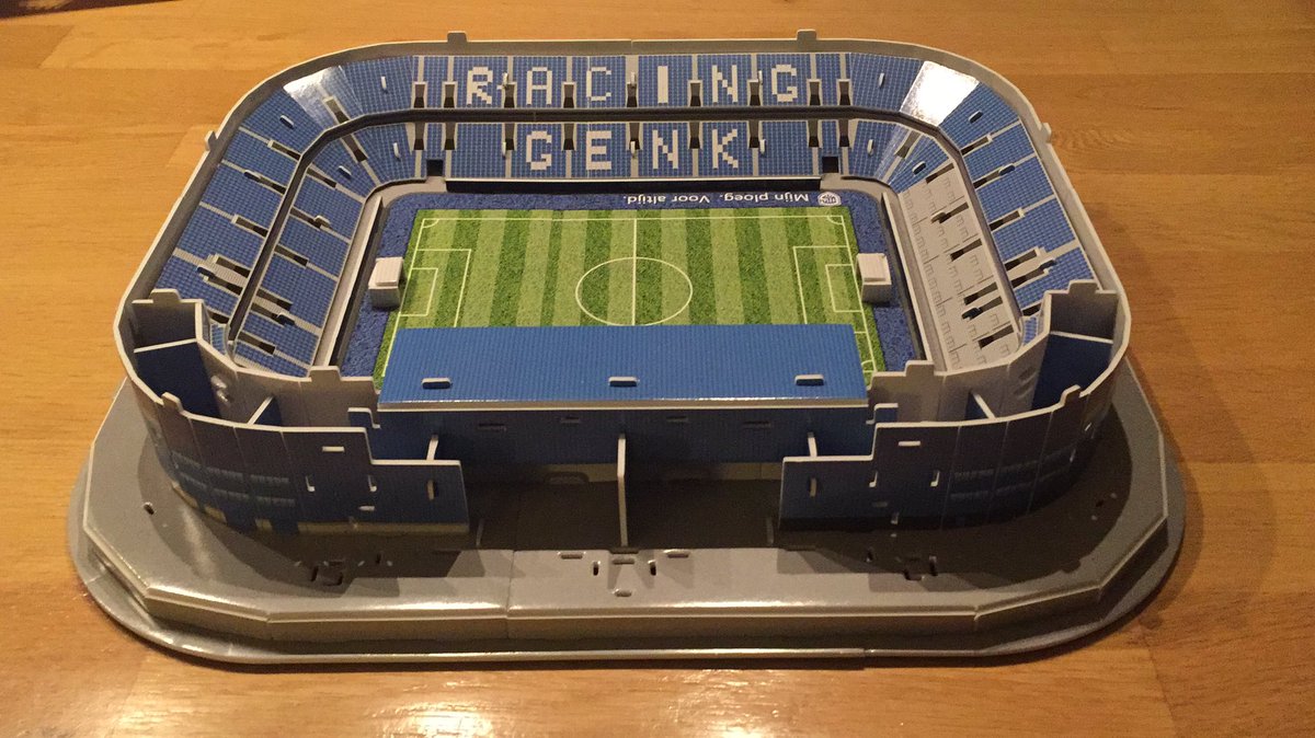 RalfvL's tweet photo. Twee uurtjes zoet geweest met dit meesterwerkje. Zonder dak ziet het er misschien nog wel fraaier uit. @KRCGenkofficial @KRCGenkRSS #luminusarena #krcgenk https://t.co/ROEWqlJ9GZ