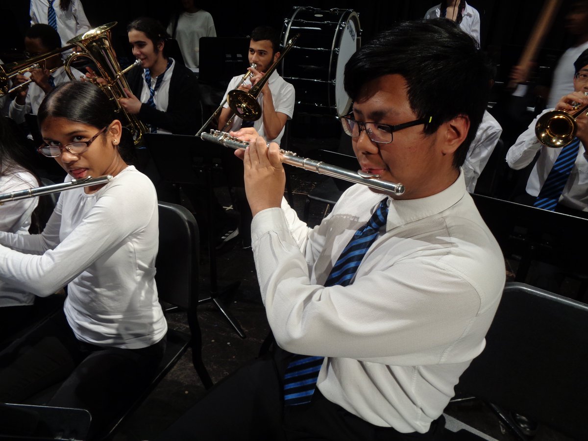 The Arts Program at MSS (@artsprogrammss) on Twitter photo #MSSLionsMusic student artists performing at #ArtsNight <a href="/PeelSchools/">Peel District School Board</a> @PeelArts1 <a href="/MississaugaSS/">Mississauga SS</a> <a href="/MssArtsCouncil/">MSS Arts Council</a> #TheArtsProgramMSS #MSSLionsMusic student artists performing at #ArtsNight <a href="/PeelSchools/">Peel District School Board</a> @PeelArts1 <a href="/MississaugaSS/">Mississauga SS</a> <a href="/MssArtsCouncil/">MSS Arts Council</a> #TheArtsProgramMSS