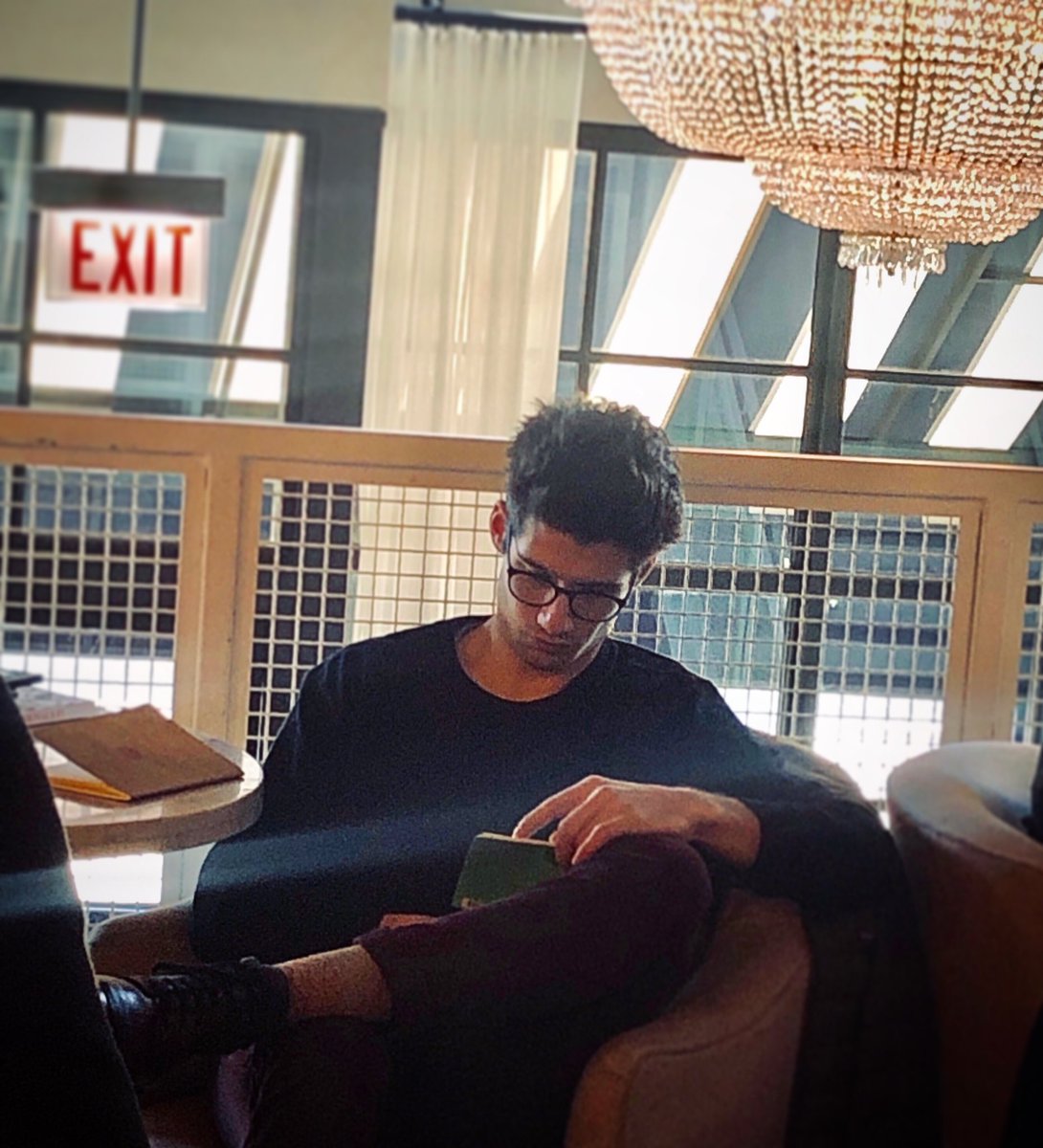 I'm gonna swing from the chandelier and right into his lap. Let's live like tmrw doesn't exist and fog up those glasses. Maybe we can head back to his room and 1-2-3, 1-2-3, drink till those maroon pants are on the floor. #HoldingOnForTonight #ForAGoodTimeCall #hotdudesreading