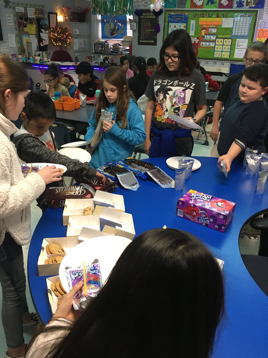 #aespride A Holiday celebration with reading buddies! Thank you Ms. Alcott’s class!!