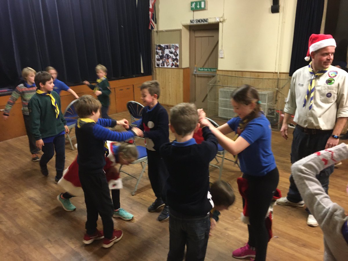 It’s starting to feel a lot like Christmas,  at tonight’s Xmas  Party 🥳 #Christmas2019 #SkillsForLife #cubscouts