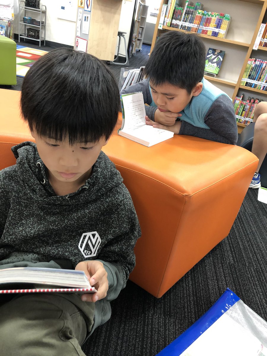 asijMachidori's tweet photo. #G4JPclass students enjoyed reading in #ESLibrary where students explore books. Thank you for all great books! https://t.co/PREFrC0Tov
