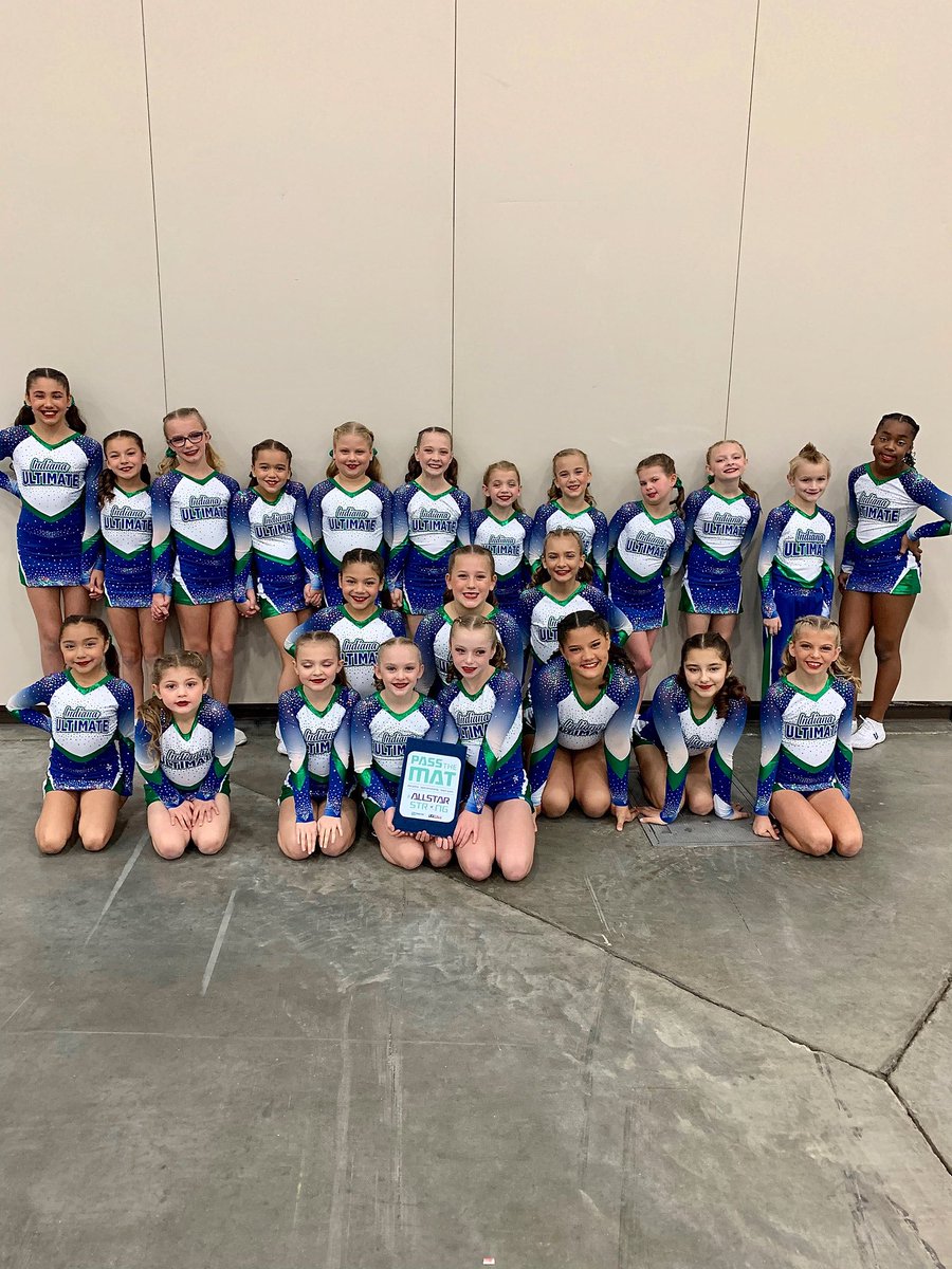 indianaultimate's tweet photo. Congratulations TEAL for receiving the #PassTheMat award this past weekend at @WSFCheer !!! They look forward to passing it on at our next @VarsityAllStar event!!!! ๐๐๐๐ https://t.co/oFWbH4LDIa