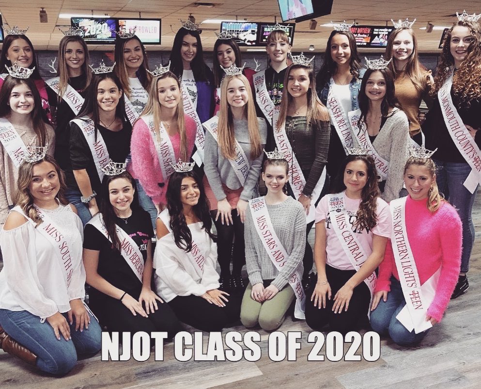 MAOTeenNJ's tweet photo. Such a great time last night at the Class of 2020 Meet the Contestants Bowling Event! It was so nice to have the class together and for girls across the state to meet each other! #maoteennj #mnjoteen https://t.co/gtmhDMgUPj