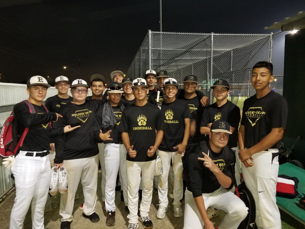 SAEdisonBaseba1's tweet photo. Edison over McCollum 2-0! #EdisonBaseball #ChangeTheCulture https://t.co/i5ymCjkOwL