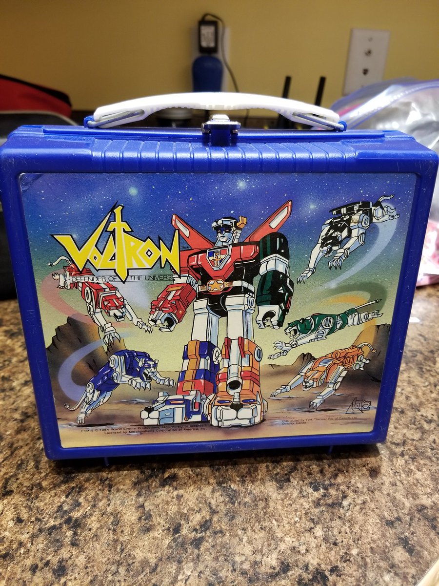 jonfast44's tweet photo. I don't have my #Votron anymore, but I have my lunch box Time to collaborate! https://t.co/cDcnWgEIsH
