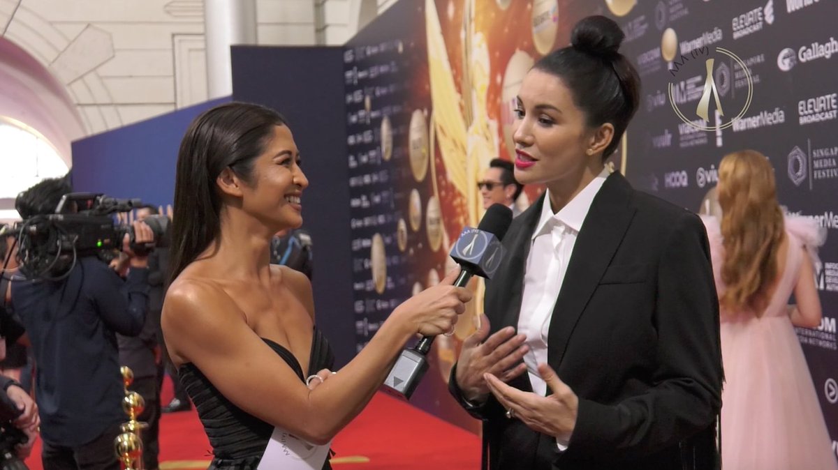 AsianAcademyCr1's tweet photo. AAAtv's Munah Bagharib takes you backstage, behind the scenes & chats to the stars on the Red Carpet 2019 AAAs Grand Awards night!
WATCH EP1 OF AAAtv HERE:
https://t.co/PcU6YKLuYH
#AAAtv #AsianAcademyCreativeAwards #AACA19
#RedCarpet #Singapore https://t.co/7Ri1jqxwpm