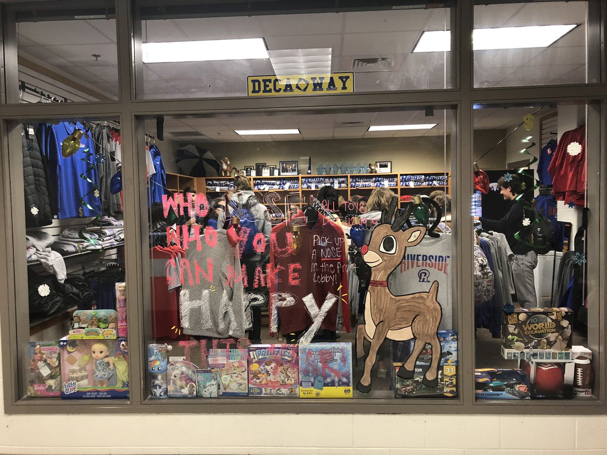 RVHS_ToyDrive's tweet photo. Riverside community, we can not thank you enough!! In total we have raised over 400 toys for the children! Now we NOSE who we made happy this year. https://t.co/JobBA1tJ19
