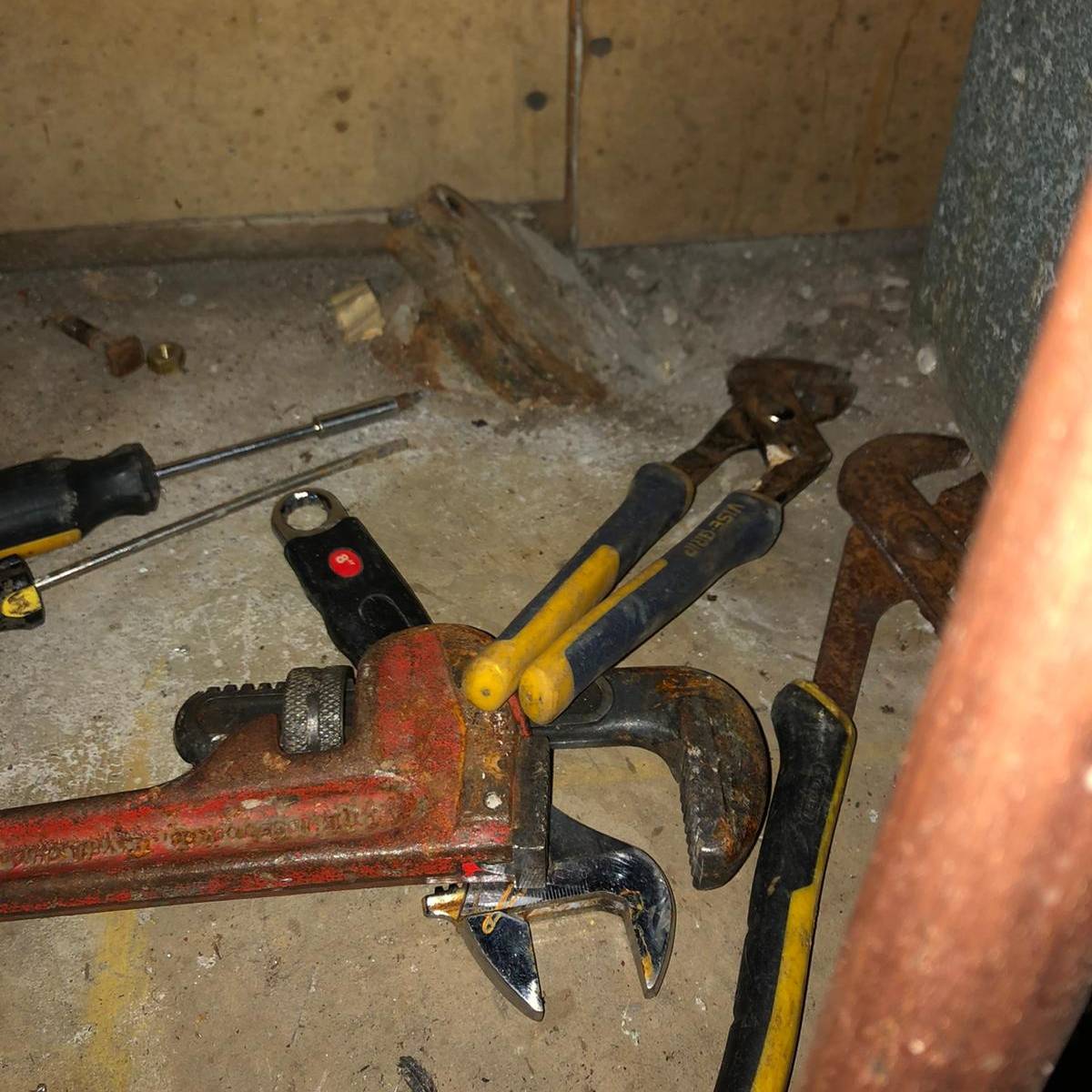 YYCSewerScope's tweet photo. Inspector tip: Ensure your sewer cleanout is accessible and not cemented into the floor. The cleanout is the spot that we use to access your sewer line for auguring, flushing and inspecting. #yyc #sewer #inspectortip #auguring #sanitary https://t.co/cILzMYn8tx