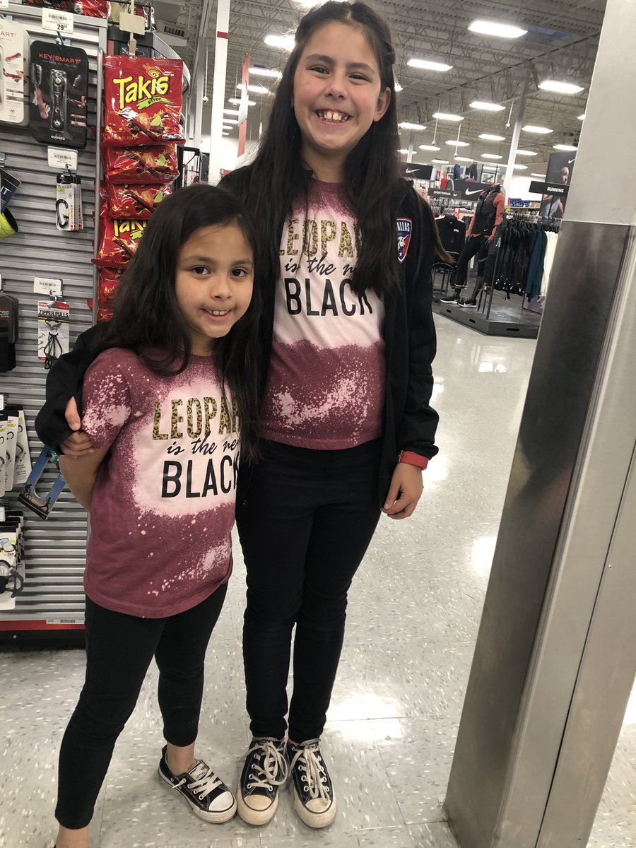 longhorns64dtr's tweet photo. These two had the honor of receiving a shopping spree at Academy thanks to @LamarElementary! https://t.co/XOMBWK8pnh