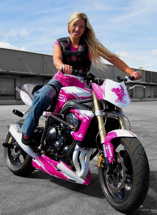 Biker Queen tweet media