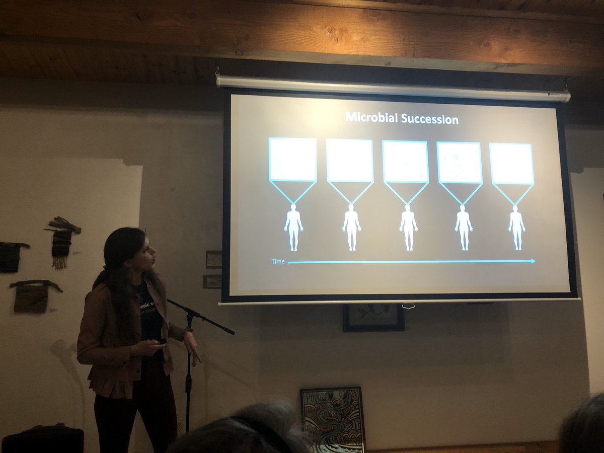 heatherldeel's tweet photo. Listening to @Aeriel_Belk give a super cool talk about microbial decomposition at Science on Tap! https://t.co/L5tskWJ5cl