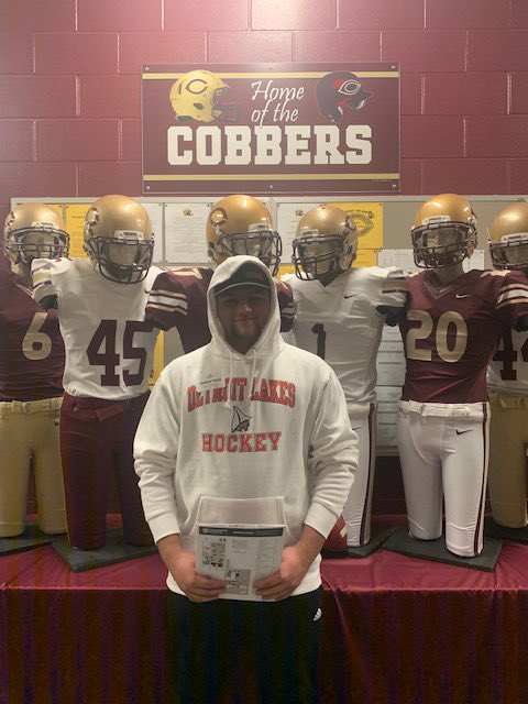 JacksonFields12's tweet photo. Thank you for the hospitality, the tour, some fantastic food, an encouraging one on one visit, and an opportunity to wear a Cobbers Jersey @CoachTerryHoran @CoachMontonye4 @Cobber_Football #RollCobbs https://t.co/tYmEIrLS7g
