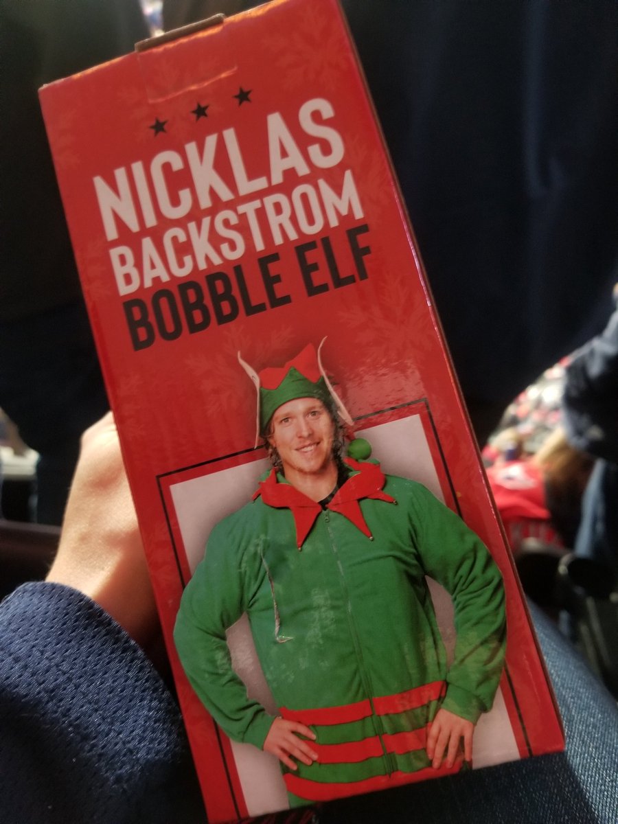 JustCapsTweets's tweet photo. What a great night for @backstrom19 to come back! #ALLCAPS #CapsJackets #MerryCapsmas #CappyHolidays https://t.co/tjhoM850xc