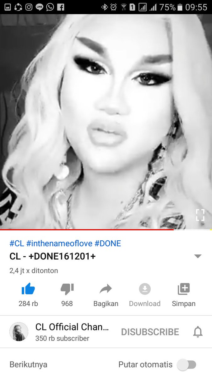 Yusrilkim1's tweet photo. Konsep video terunik dan terkeren. Beda banget sama yang lain. Lagunya asik banget, love you CL. Success terussssss.

#cl #2NE1 #donewithyou #clcomeback https://t.co/NbXeGVZ1t0