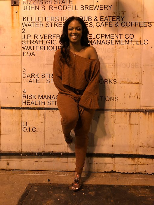 Watch .'s leaked NSFW photo on TwXstars