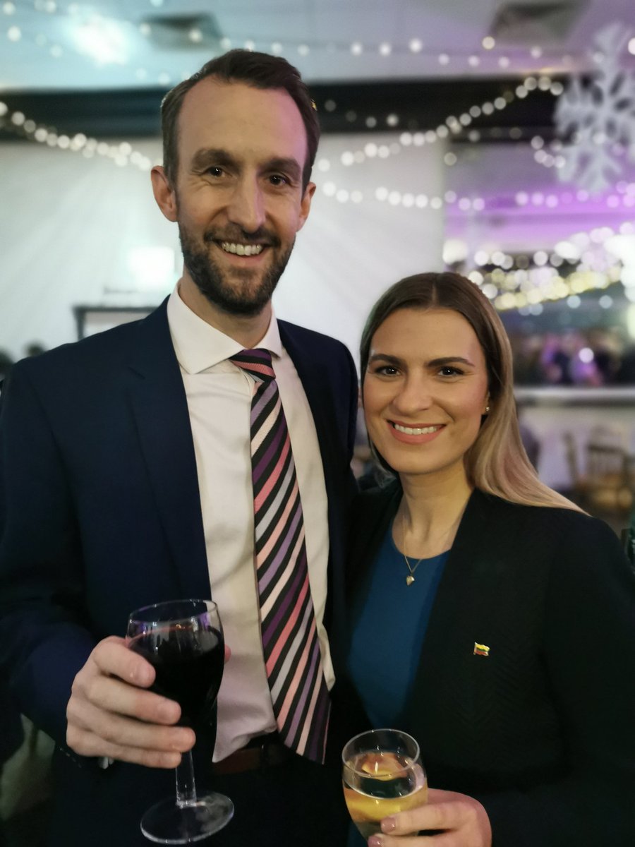 Ruta4Gunthorpe's tweet photo. Being the chairman, I have a great honour and pleasure to represent Peterborough Lithuanian Community in Pride in Peterborough Awards 2019. Our community is amazing 🇱🇹❤️
#ptpip https://t.co/vvCcwUQrsm