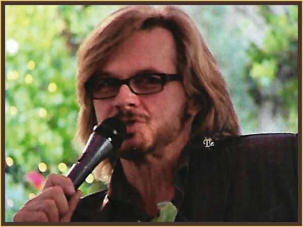 basia_barb's tweet image. Just because it's a good way to start the week or any day♥️
Now that #StephenIsBack
#StephenNichols #TalentedActor #VersatileActor #Patch #SteveEarlJohnson #Stefano #Stevano
#Days 
@officialnichols @nbcdays @nbc
