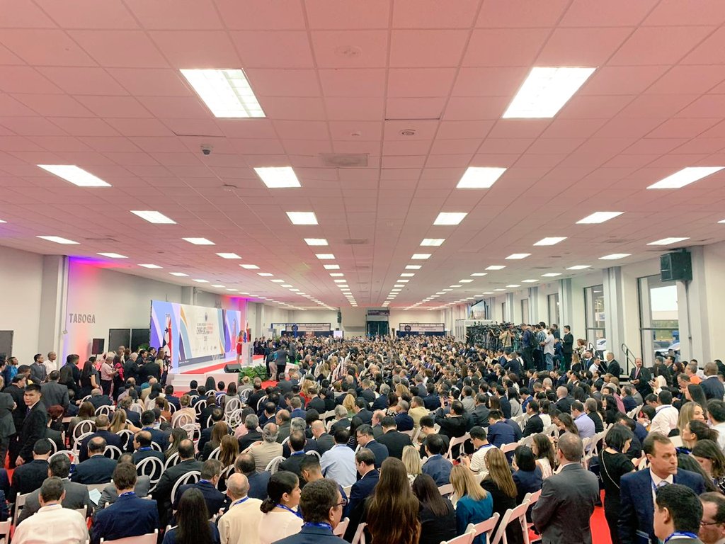 WangJianPaco's tweet photo. #ChinaLacEnSegundos Hoy se inaugura con éxitos la XIII Cumbre Empresarial de #ChinaLac con presencia del VP de la Conferencia Consultiva Política del Pueblo Chino , S.E. Liu Qibao 🇨🇳, S.E. @NitoCortizo, Presidente de 🇵🇦 y las altas autoridades y empresarios de la región. https://t.co/TVbTrzPcaW
