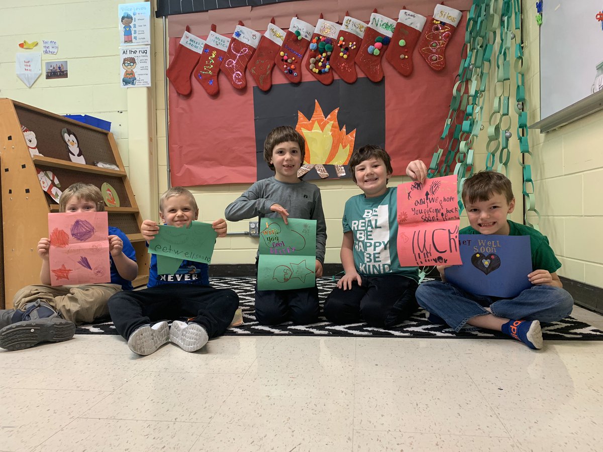 BlackPartridge_'s tweet photo. Primary students at Black Partridge proudly showing off cards they made for their teacher. https://t.co/X8wB8jR7QZ