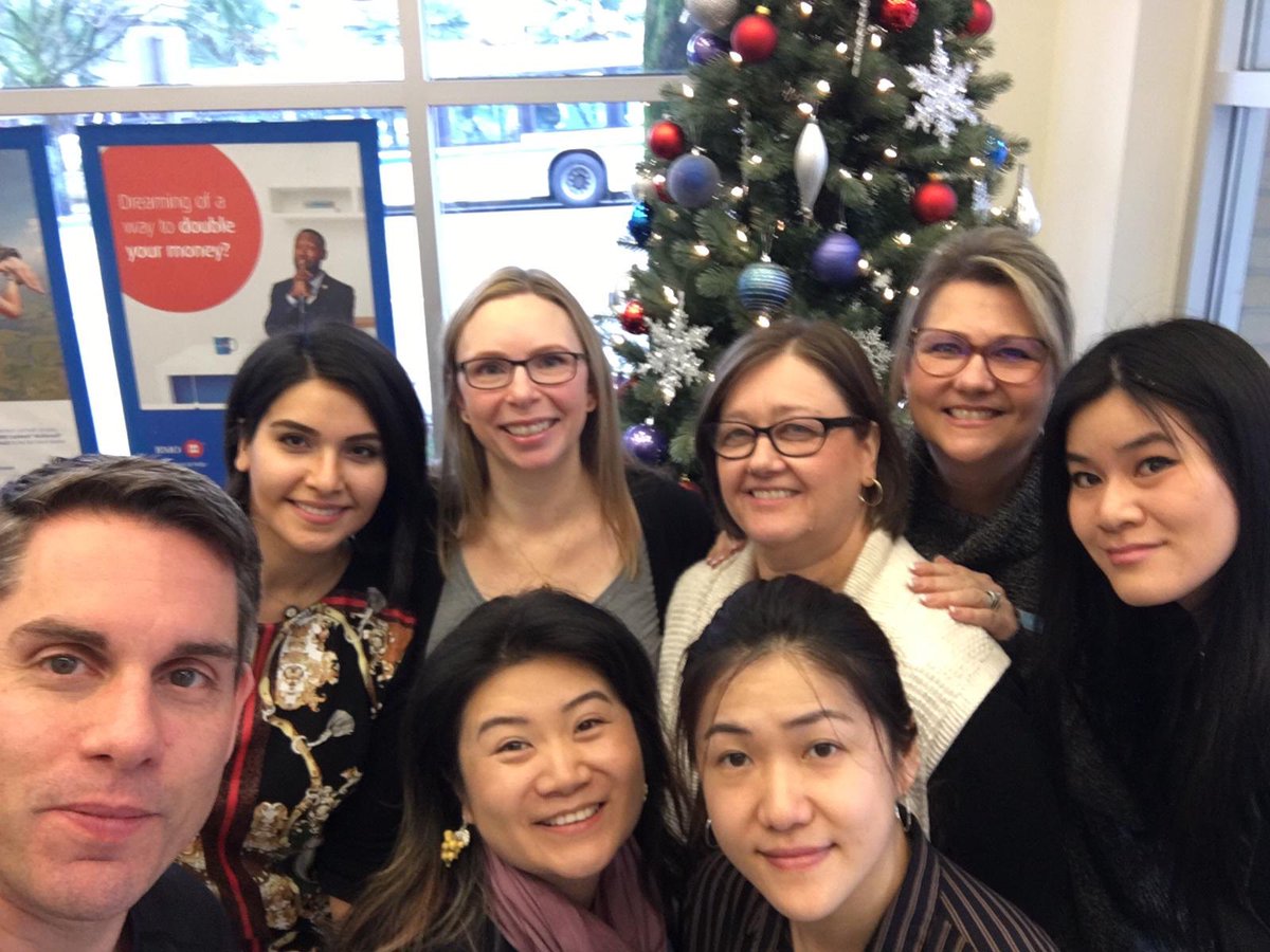Greeting from Ambleside branch for the holiday season🎄🎄🎄 #BMO #proundtoworkatbmo #BMOBCY