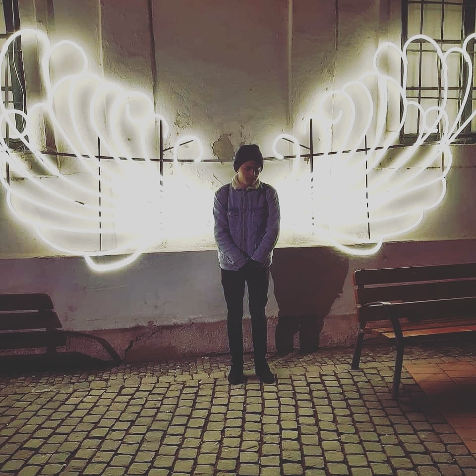 lyancovers's tweet photo. Jump, and you will find out how to unfold your wings while falling. https://t.co/gPBXk9poQY