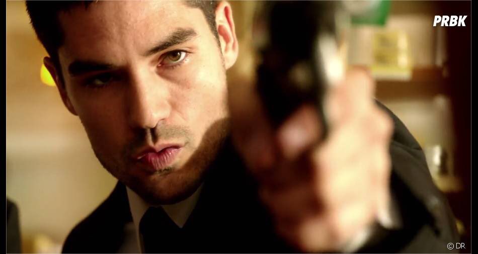 #MCM Can’t wait until this hunk gets as protective of me as he does his guns.