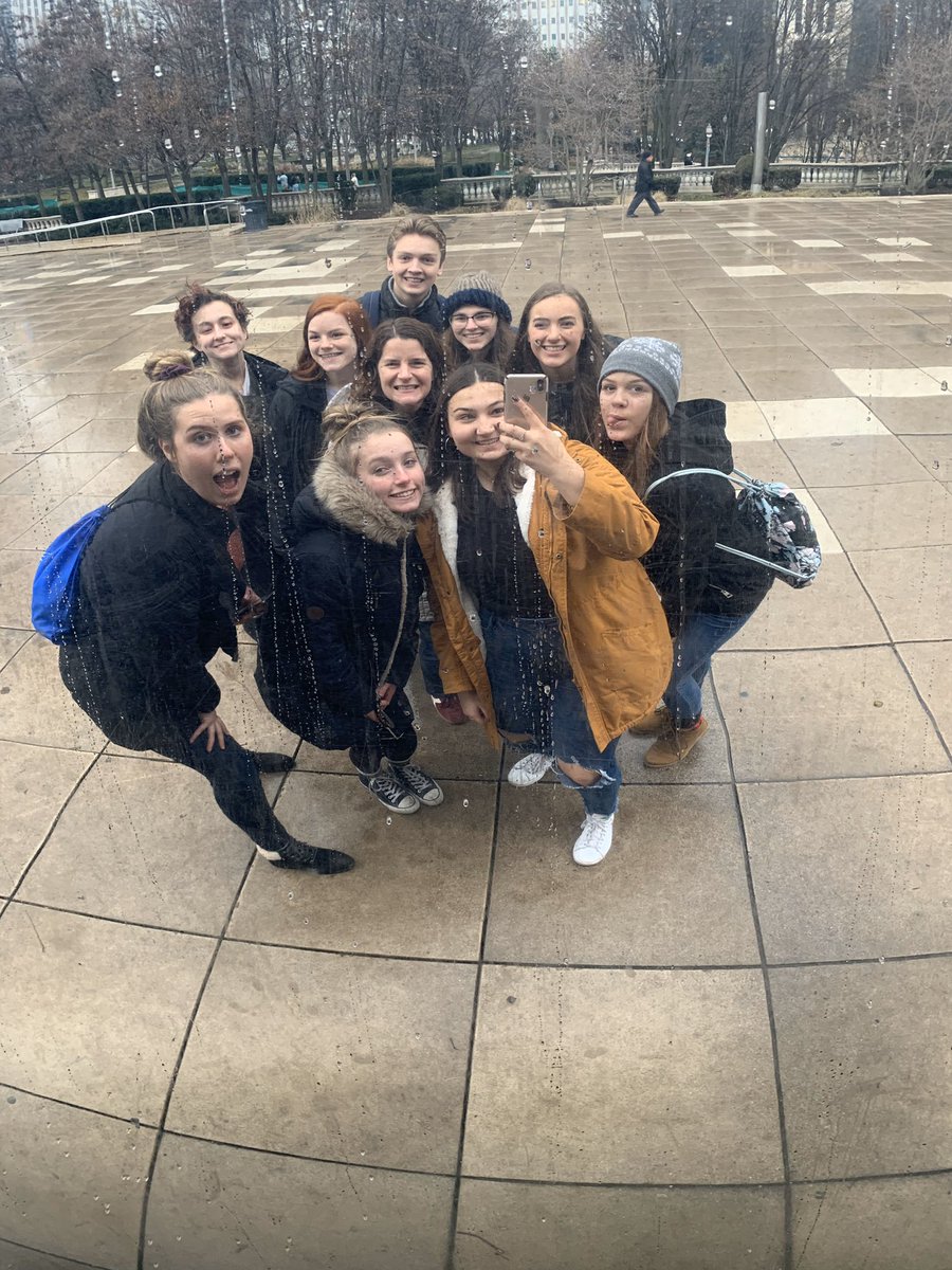 HEHSGerman's tweet photo. It’s an honor teaching these kids!  A great trip to the Christkindlmarket!  @mollybarnessss @madisonbarrness @underwoooderin @jckeil @amberx240 @courrrtneeey147 @verhaar1536 @Dalanieee https://t.co/CrdsAoVH2X