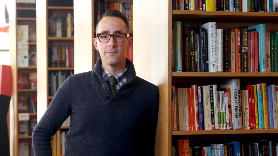 tulsaworld's tweet photo. Tulsan of the Year: Tulsans have Jeff Martin to thank for more than 1,000 author events https://t.co/KKTldOw7qL @booksmarttulsa https://t.co/oWD4YikJPc