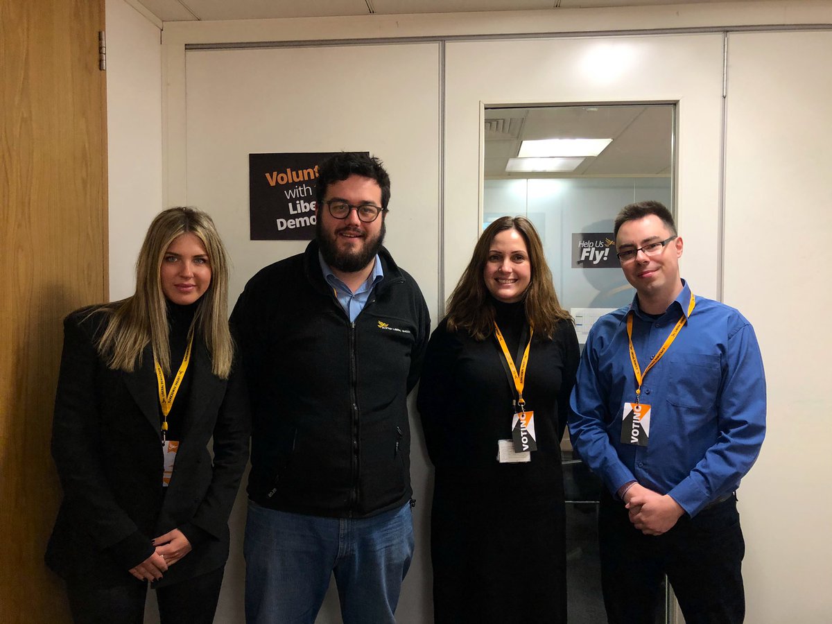 AdelePoskittWFD's tweet image. Great to be at @LibDems HQ today with @albahari_n and @niinochka from @pokretslobodnih to discuss all things elections. On the agenda: election planning, data insight, digital campaigns, internal comms, electoral law and more - thank you for having us!