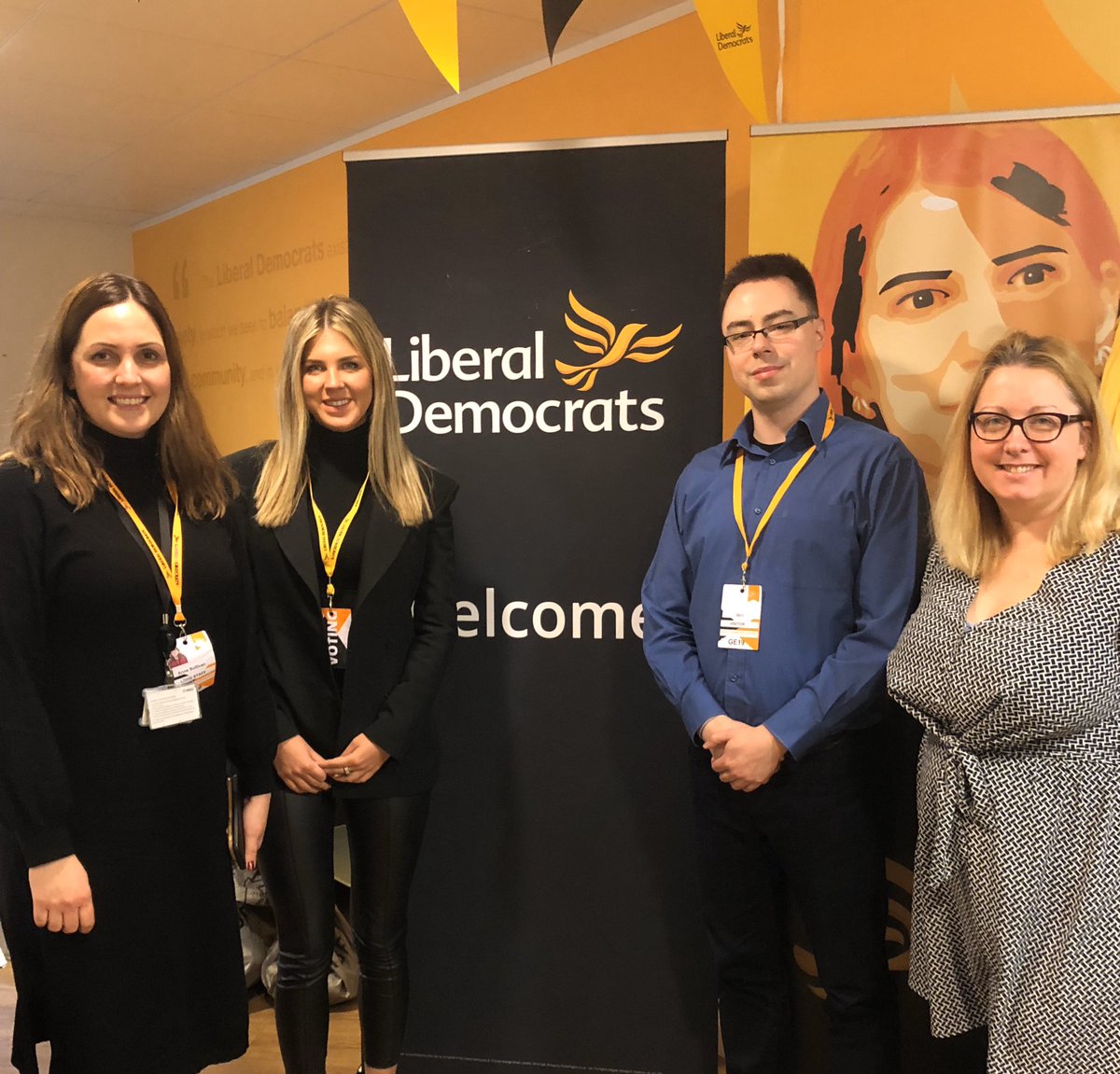 AdelePoskittWFD's tweet image. Great to be at @LibDems HQ today with @albahari_n and @niinochka from @pokretslobodnih to discuss all things elections. On the agenda: election planning, data insight, digital campaigns, internal comms, electoral law and more - thank you for having us!