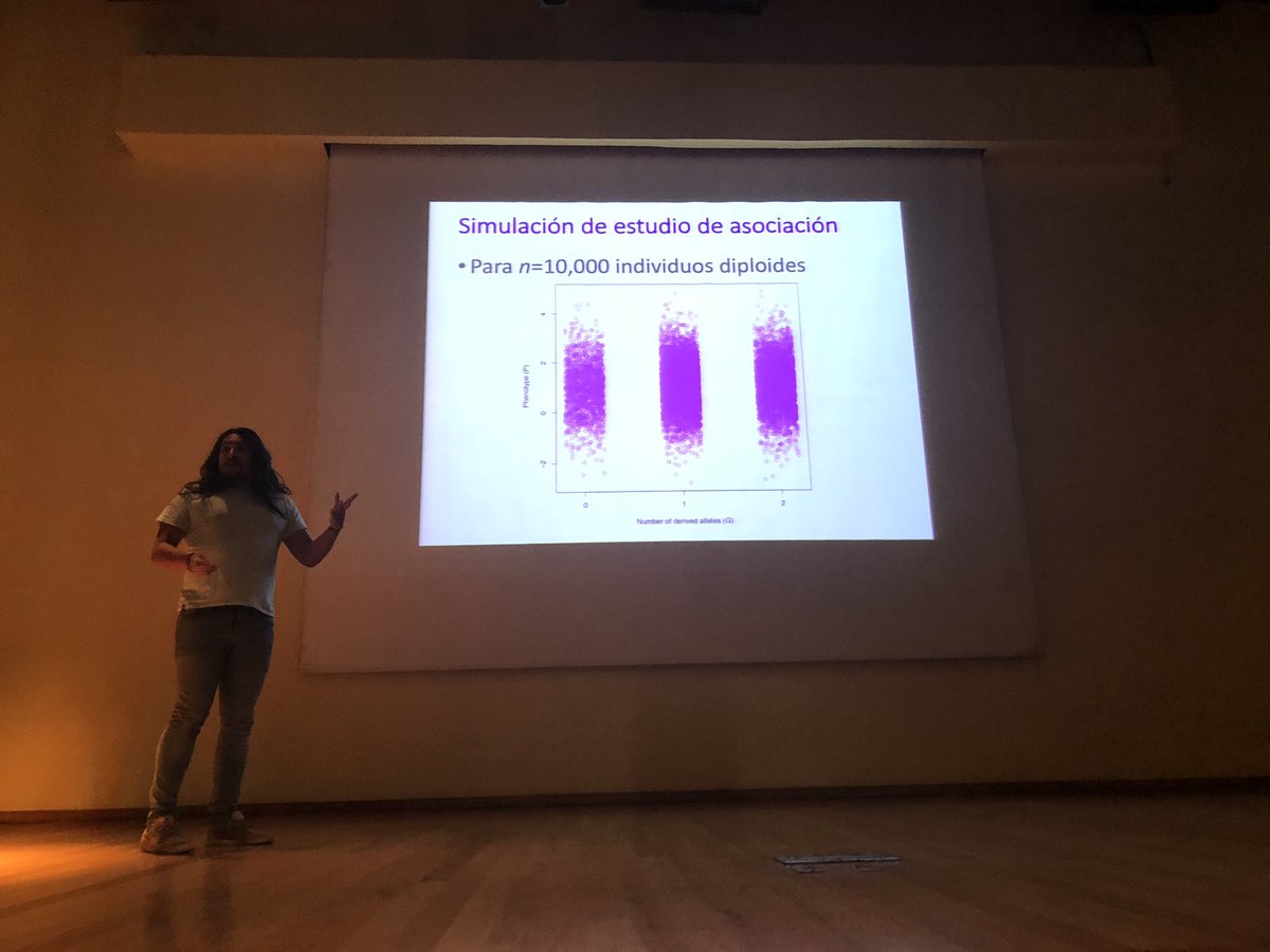 Iehchel's tweet photo. José Víctor Moreno Mayar habla de efectos de selección en estudios de asociación genética en la semana de la Biología Computacional del @INMEGEN 

#SemanaBioComp
#CompBioFest https://t.co/8diw3AOoop