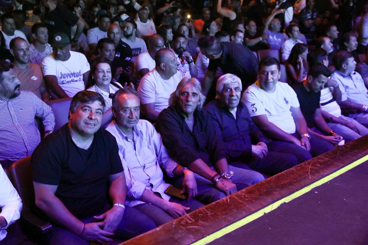 MuerzaRamon's tweet photo. Cierre del año de la juventud sindical en el teatro Gran Rivadavia .
#ListaGranateMorada
#UnidosPodemos💪💪 https://t.co/vVc62LmCIH