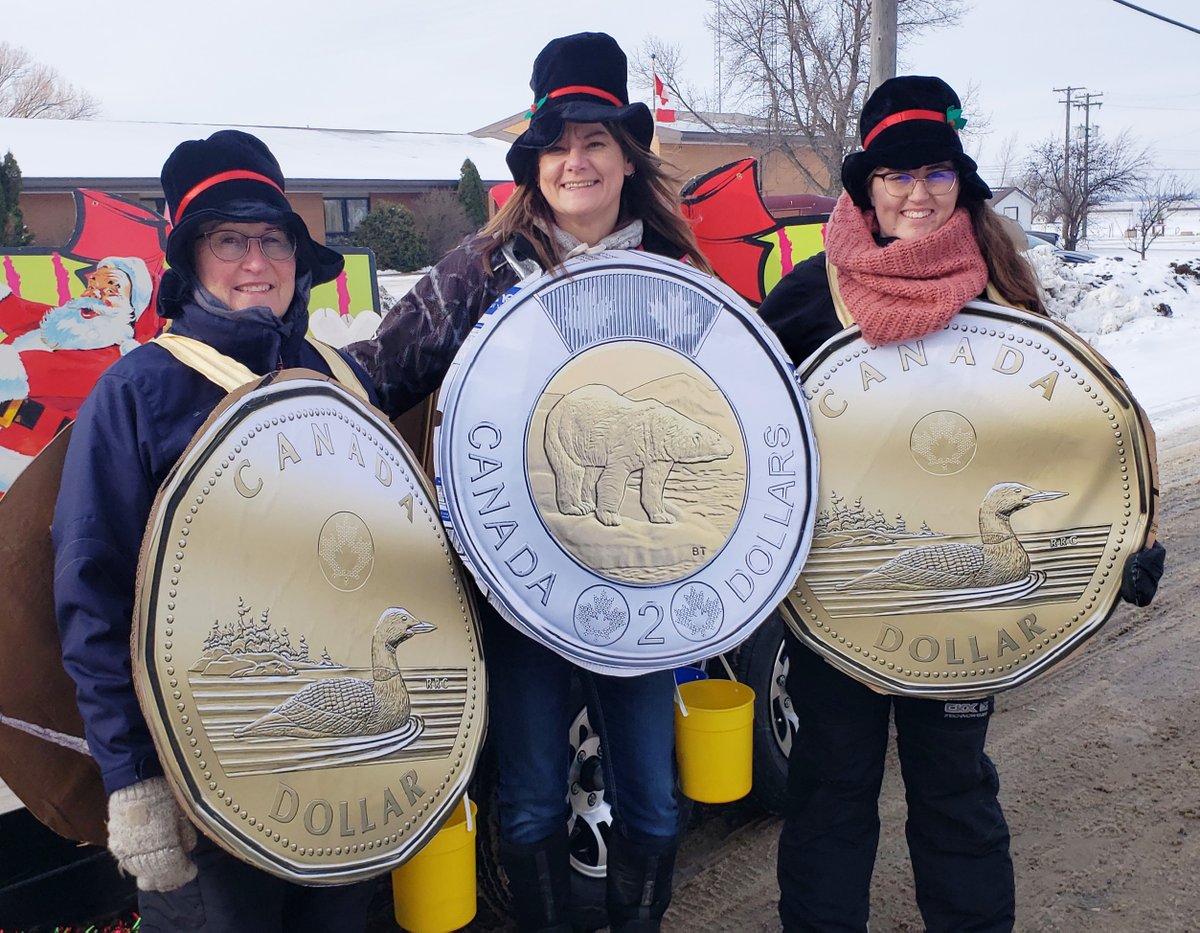 SunriseCU's tweet photo. Money talks and walks! Sunrise in Holland had a great time in the Holland Santa Claus parade last Saturday.
#Sunrisefun https://t.co/xY09o7CEHA