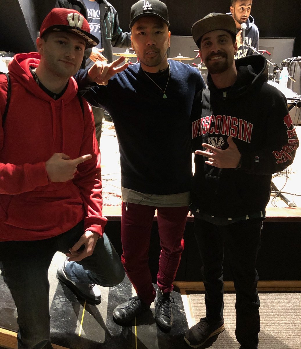 ThaMidCityKid1's tweet photo. Meeting with the boss @KatoProducer is always incredible! The leadership inspires me in many ways. #soundadvicetour #katoonthetrack #songtrust #Chicago #jvilla https://t.co/zRmeeG4GOq