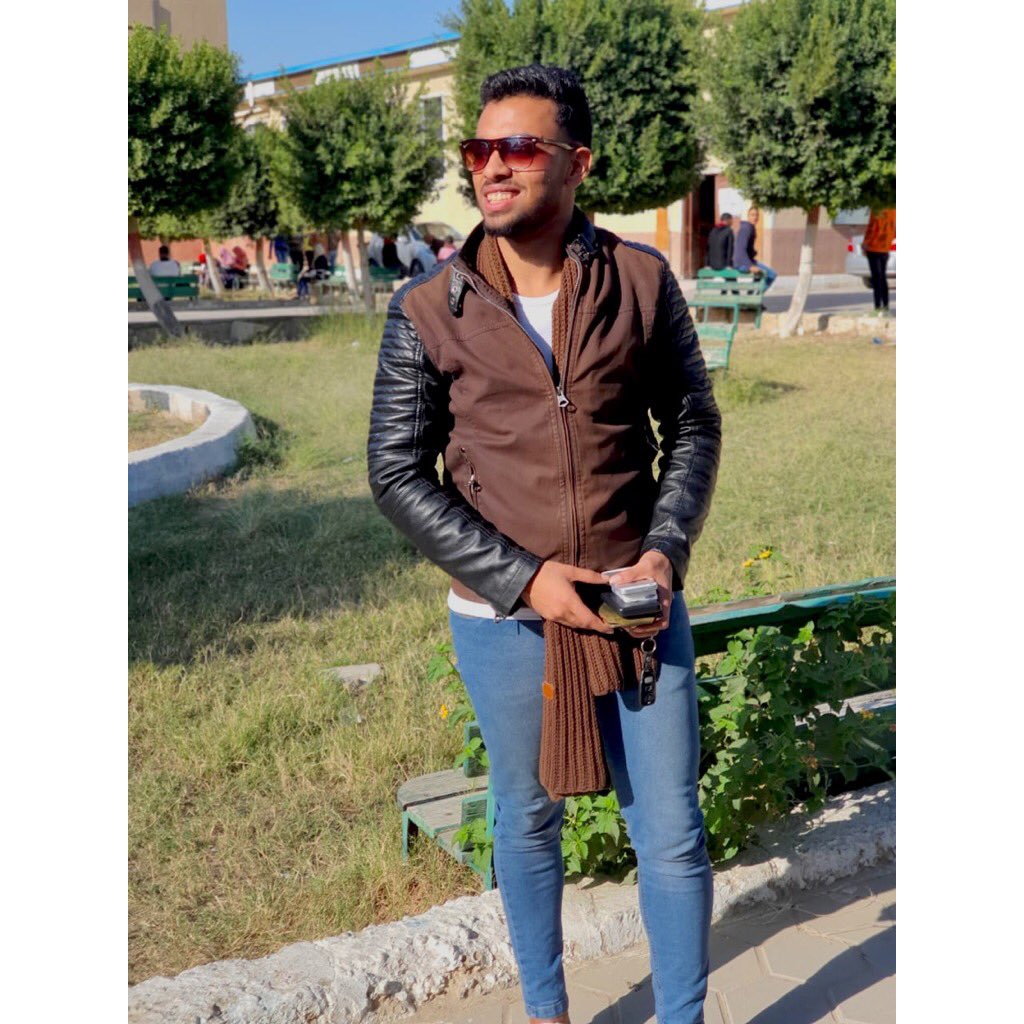 Mo_MohamedAli_6's tweet photo. Nice day “..🖤 https://t.co/2PVdi6rnAe