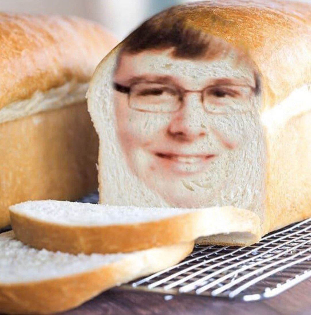 harassingbread's tweet image. 300 followers poggers