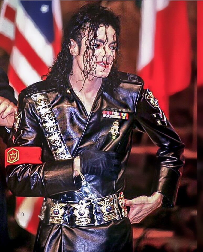 daggoneItt's tweet photo. #MichaelJackson https://t.co/d4Nqy77Jun