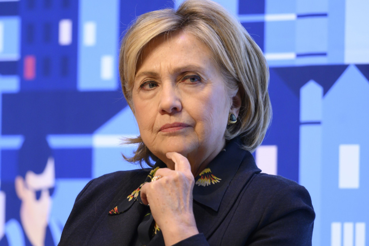 nypost's tweet photo. Democrats pick Hillary Clinton as 2020 frontrunner in new party poll https://t.co/z6lgfn38Cf https://t.co/EWiZon6UO1