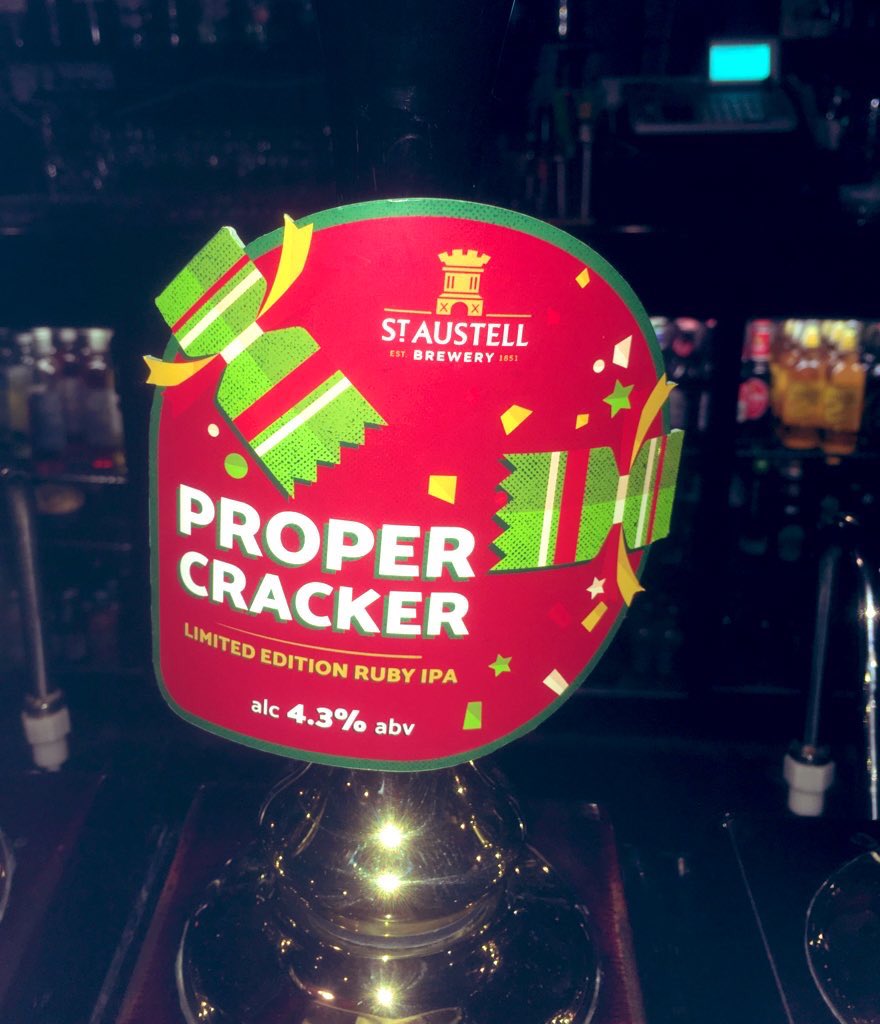 365ales's tweet photo. 356: Proper Cracker from @StAustellBrew. 4.3% Ruby IPA &amp; you’d never guess I’m in Cornwall eh? This is a festive ale, but also a quality ale. It’s got hints of xmas spices, mixed with all you’d expect with a good Ruby Ale; but it doesn’t taste like a gimmicky ale... a nice pint. https://t.co/ZyvLtBaE1g
