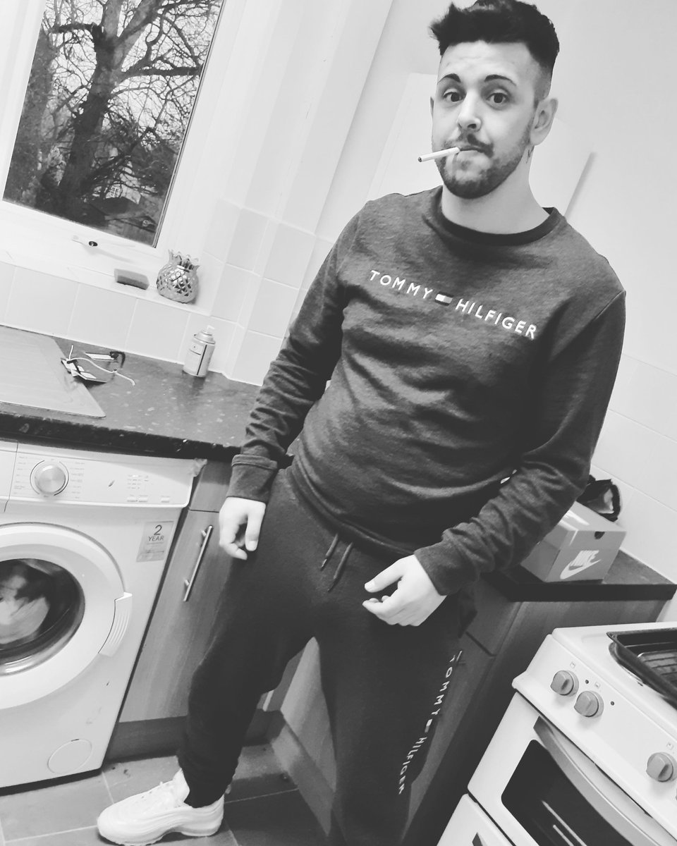 ChadGaynor's tweet photo. Fresh out of jail, comeback is on now! Get ready! #boxing https://t.co/MSgBvNJc2l