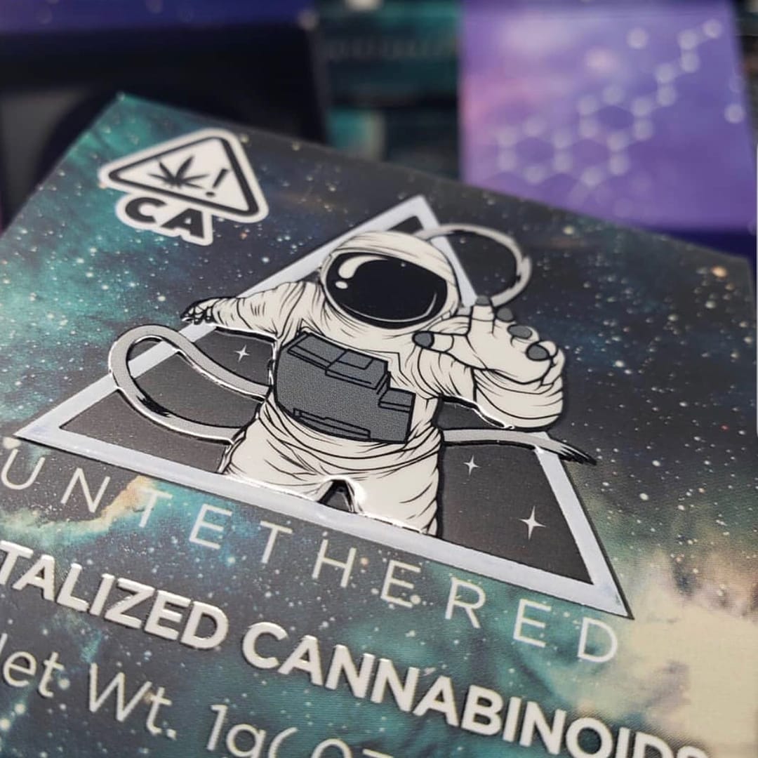 Does your packaging look this good? - Custom Concentrate Container Boxes. Versioning available
.
.
.
.
.
#royalsupply #Pack420 #marijuanapackaging #420 #weedstagram #cannabis #weed #ganja #sauce #terpsauce #terps #concentrates #customcannabisbranding