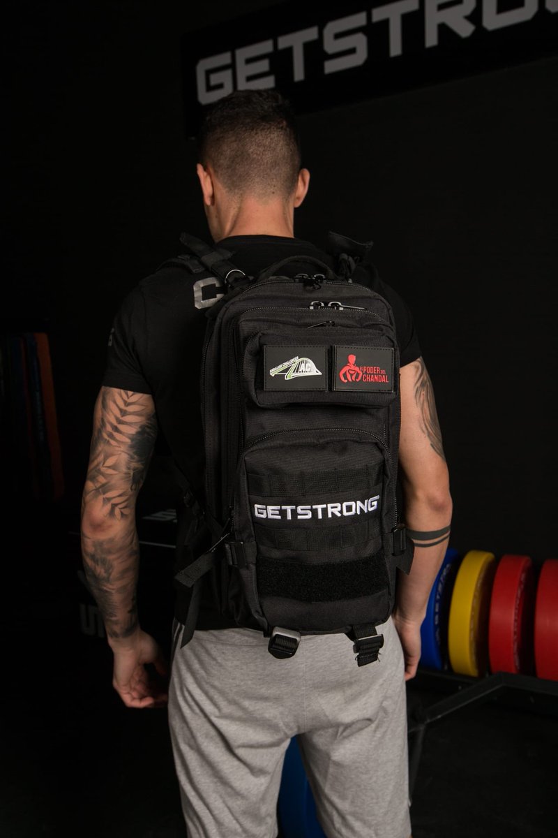 Sonsohs's tweet photo. Regalazo #navidad ‼️
🎒 solidaria @poderdelchandal @andalusichallen para #proyectominigym en 🏥#Sevilla😍
Gracïas #GetStrongFitness @CrossfitLaForja y @trainsplant x hacerlo posible 👍🏻 y respetar mi ausencia estos meses😘
👉🏻https://t.co/Rdxi2pmhPt
#sevillasevistedechandal💃🏻👟 https://t.co/ttvKa60Xgf